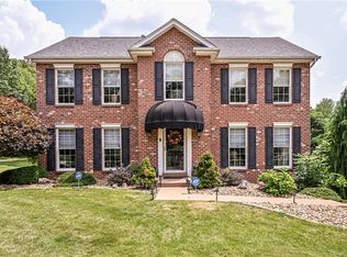 261 Apple Hill Dr, Delmont, PA