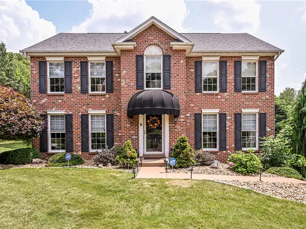 261 Apple Hill Dr, Delmont, PA 15626