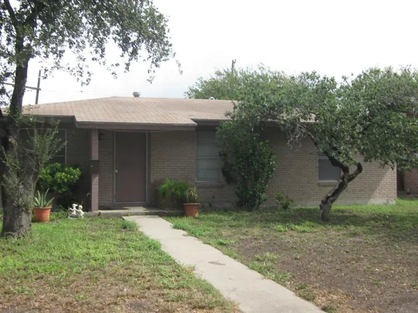 101 Sutherland Dr, Portland, TX 78374