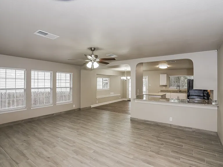 10507 Stone Creek Pl — Photo 3