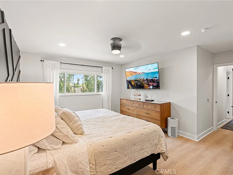 24701 Nympha Dr — Photo 43