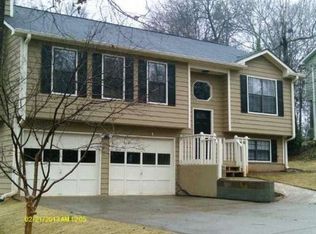 5548 Elderberry Ln, Flowery Branch, GA 30542