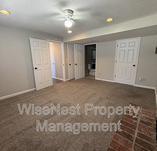 1820 E Cherokee Ln — Photo 20