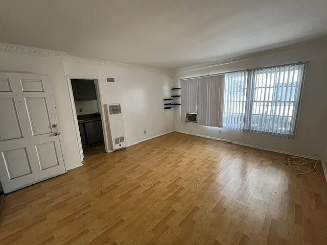 Floor plan Studio. 1 Bath. 0 Half