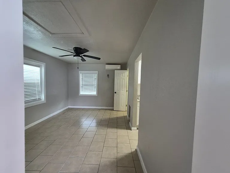 115 Caldwell St #5 — Photo 4