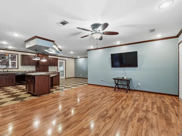 17223 Oak Trace Rd, Prairieville, LA 70769