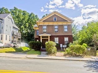 863 Worthington St, Springfield, MA 01105