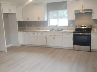 3117 S Center St, Santa Ana, CA 92704