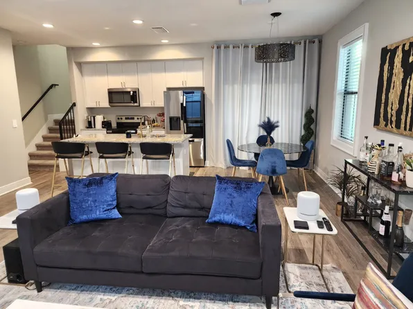 2513 E Central Blvd #B, Orlando, FL 32803