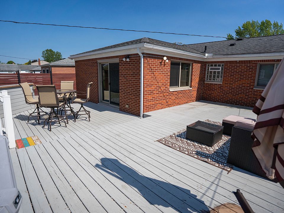 8739 Royce Dr, photo 22
