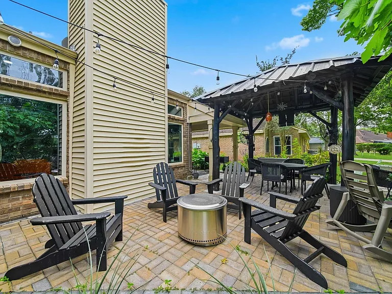 906 Maple Branch Ln — Photo 19