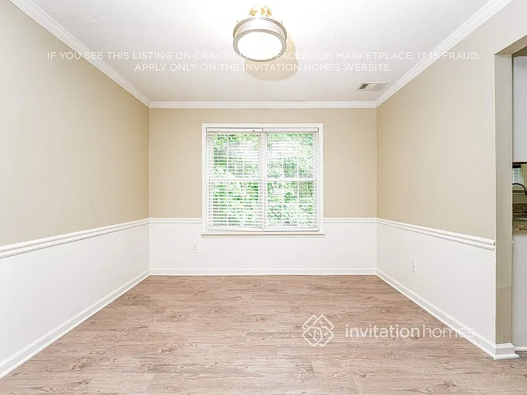 3750 Scotland Ln — Photo 7