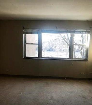 5th image of 2444 W 111th St APT 2B