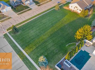 104 Glen View Rd, Mount Horeb, WI 53572