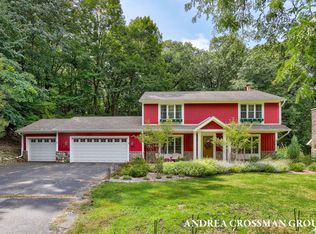 210 Timbercrest Ct, Holland, MI 49424