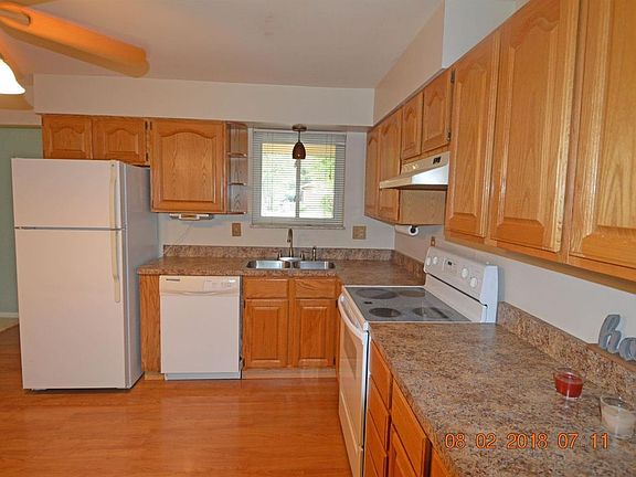 5th image of 1025 Brooke Ave