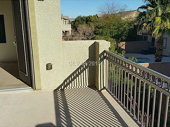 4th image of 3837 Moonshine Falls Ave