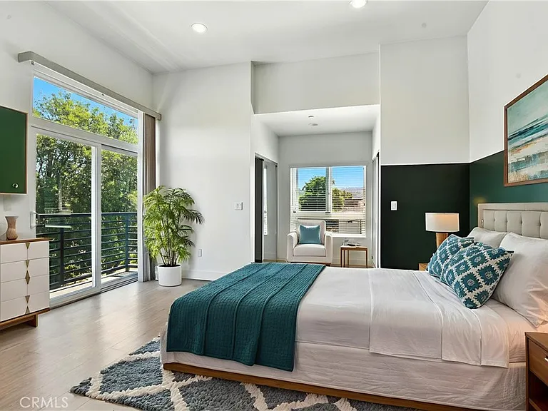 4461 Tujunga Ave #101 — Photo 3