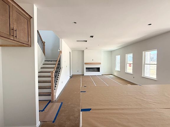 941 Fetching Place, Homesite 370 Interior Image 3
