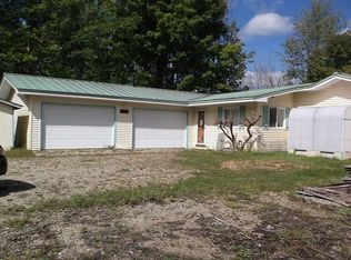 4835 Au Sable Dr, Lupton, MI 48635
