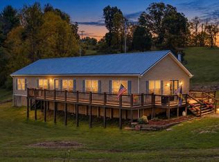 109 Oakview Ln, Pearisburg, VA 24134