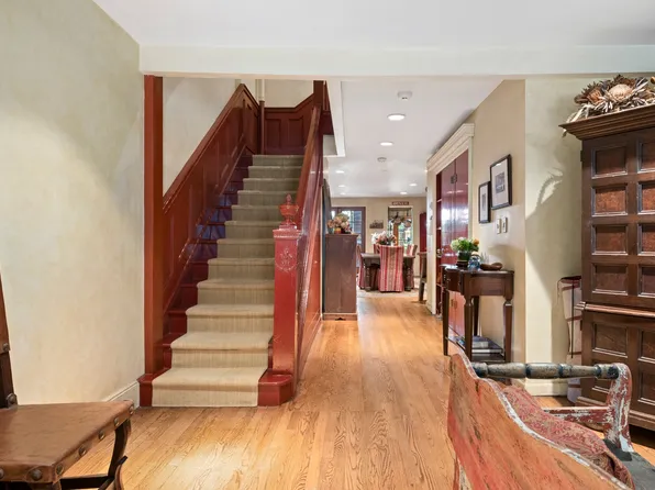 329 West 87th Street image 2 of 17