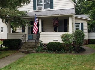 37713 2nd St, Willoughby, OH 44094