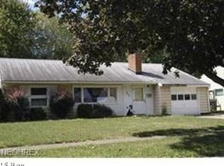 442 Woodmere Dr, Berea, OH 44017
