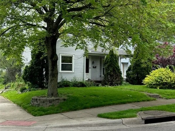 1092 Allendale Ave, Akron, OH 44306