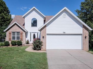 716 S Ballard Dr, Nixa, MO 65714