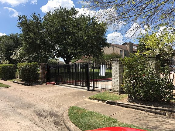 3rd image of 2021 Spenwick Dr APT 229