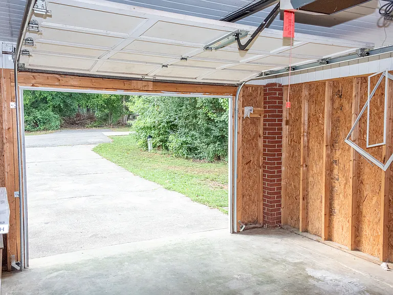 732 Davis Dr — Photo 11