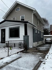 1208 W 11th St, Erie, PA, 16502
