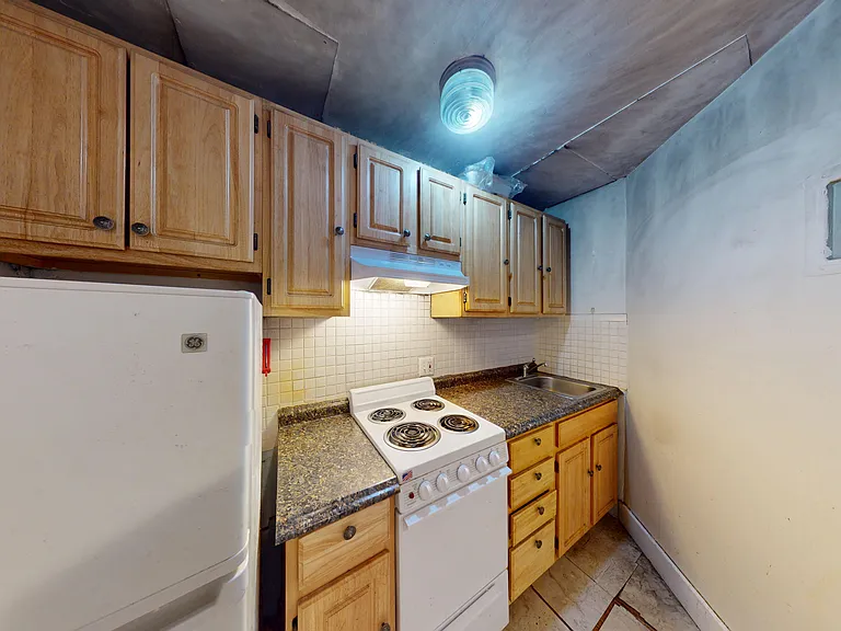 509 Beacon St #2 — Photo 3
