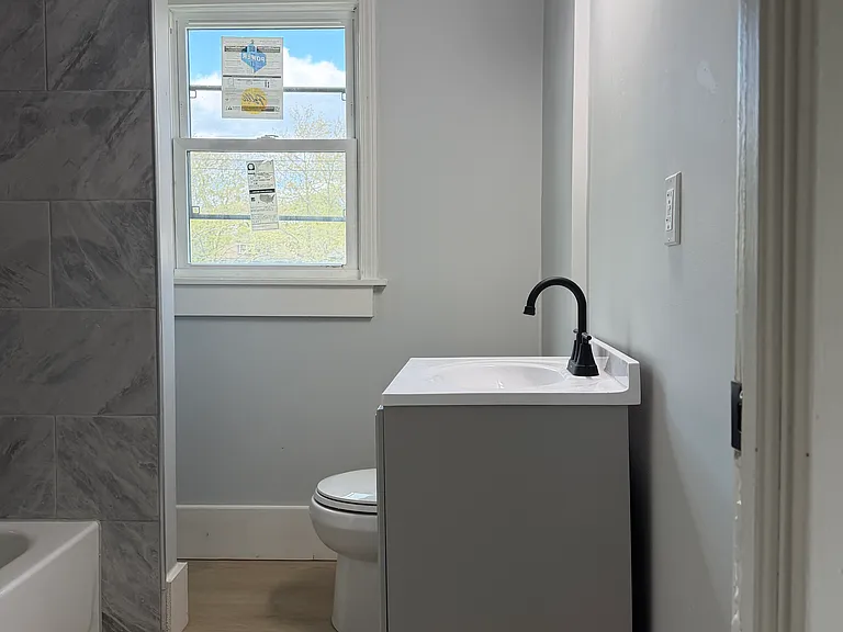 3284 Northwestern St #2 — Photo 10