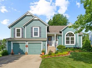 21971 Elm St, Spring Hill, KS 66083