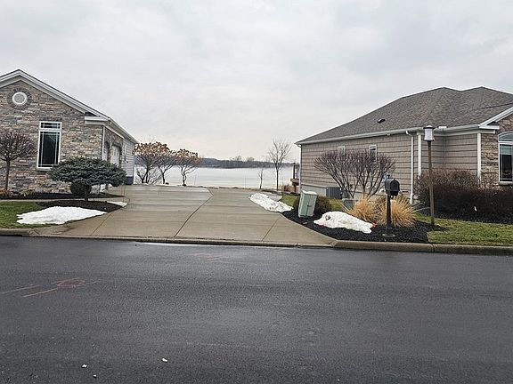 2nd image of 28 Shores Dr