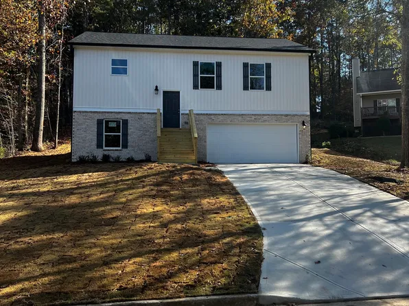 79 Paces Lakes Point, Dallas, GA 30157