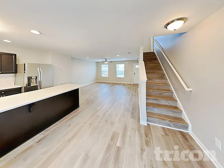1845 Belle Arbor Dr — Photo 4