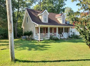 110 Olympia St, Siler City, NC 27344
