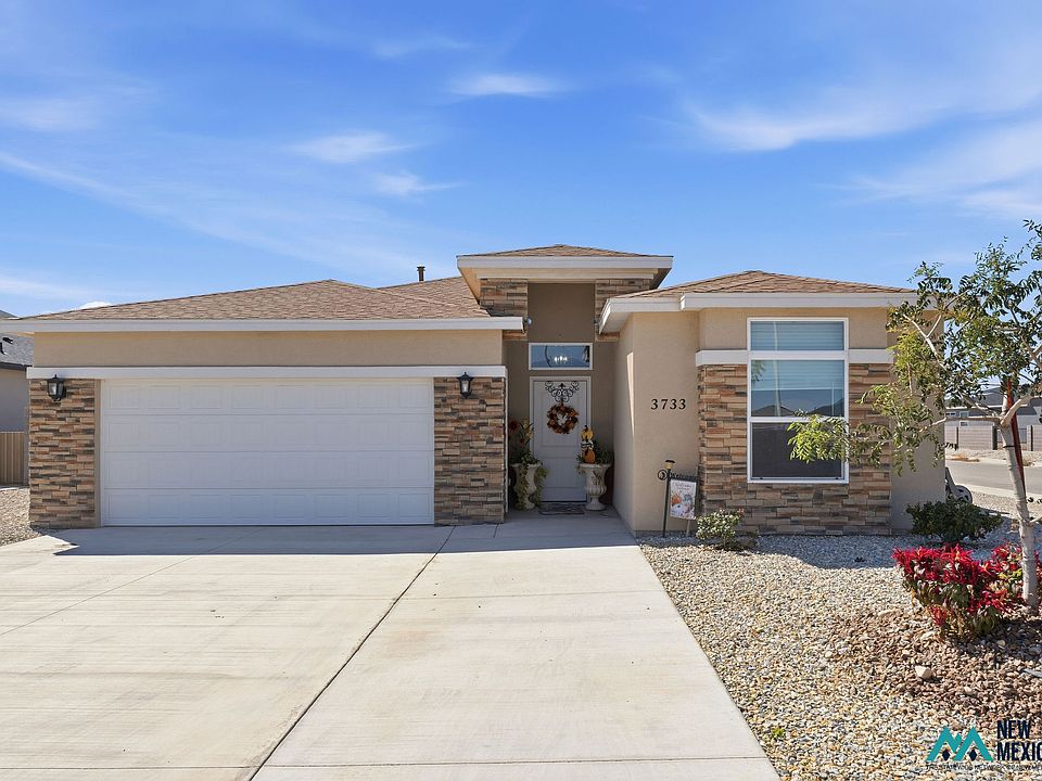 1st image of 3733 Honeysuckle Dr