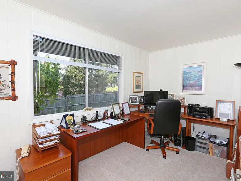 6900 Heatherhill Rd — Photo 24