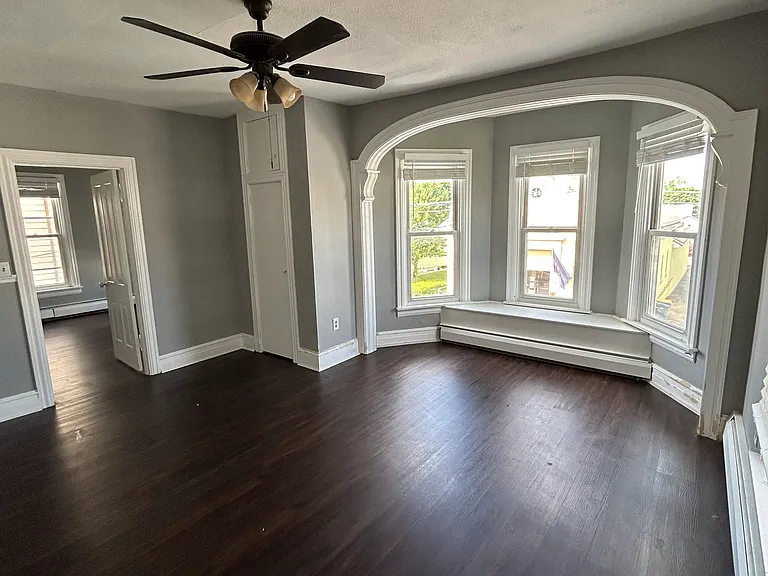 110 E Main St #2 — Photo 9