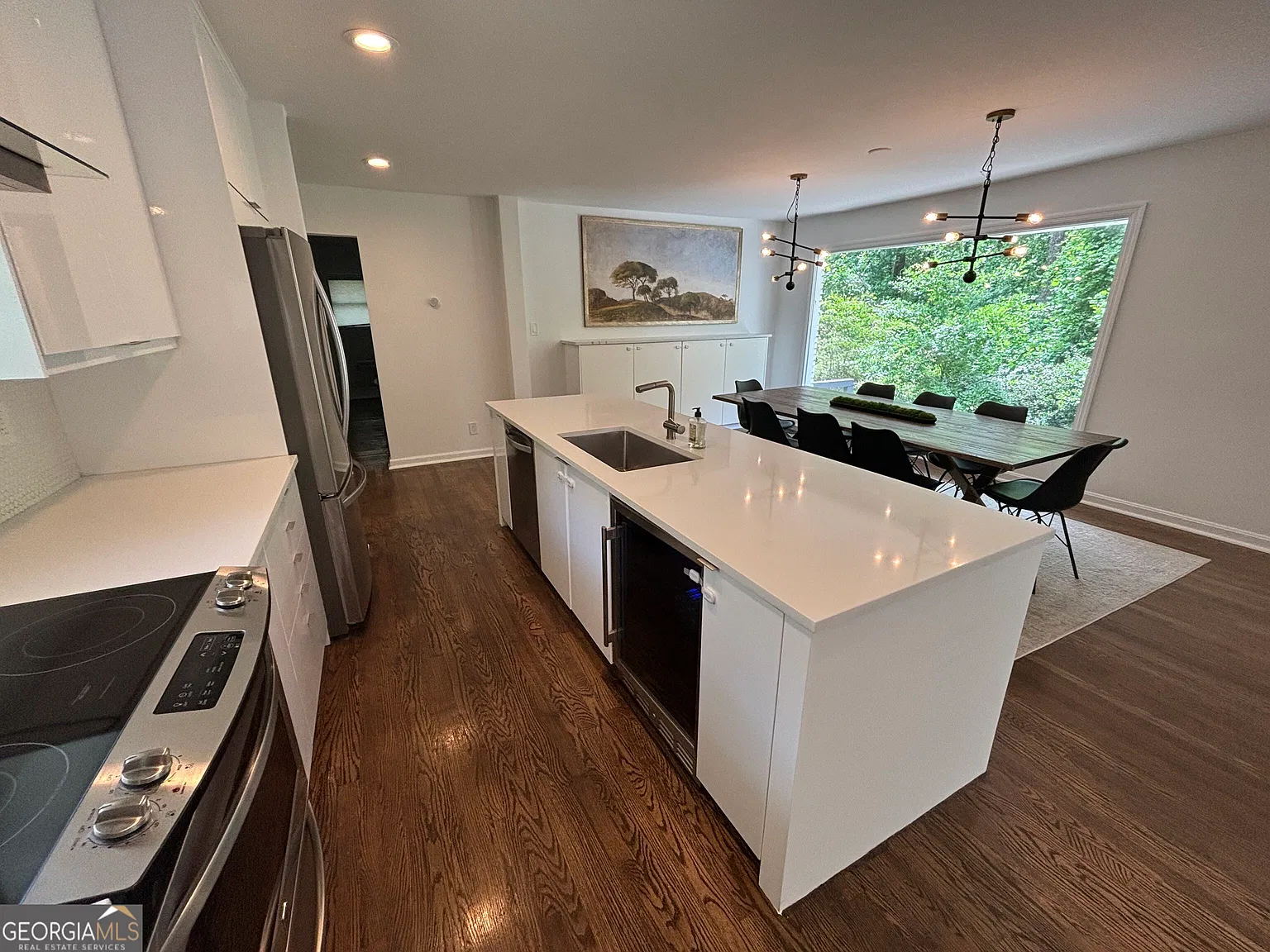 5 bed, 3.0 bath, 2799 sqft, $4,750 — Photo 4