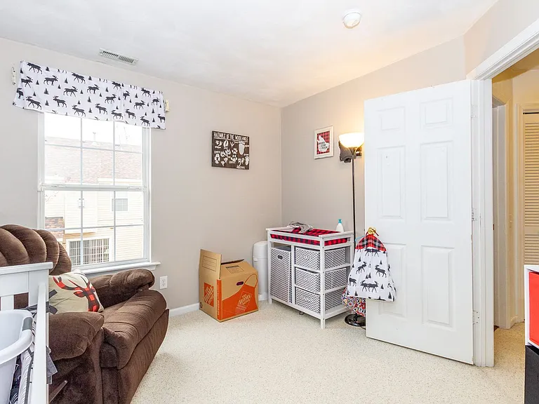 601 Lord Byron Ct — Photo 31