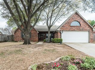 3405 Fairview Dr, Corinth, TX 76210