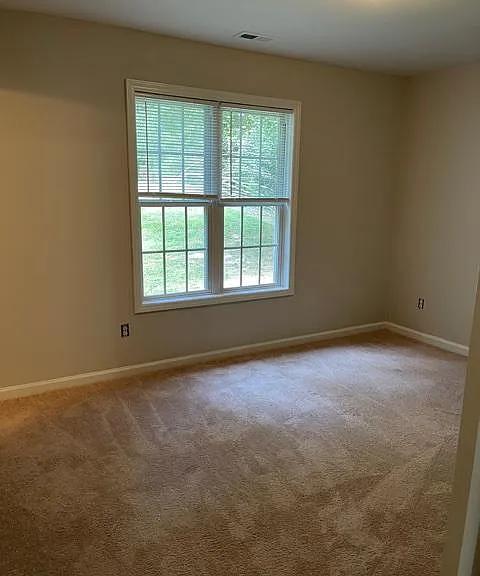 Bedroom 1-new carpet