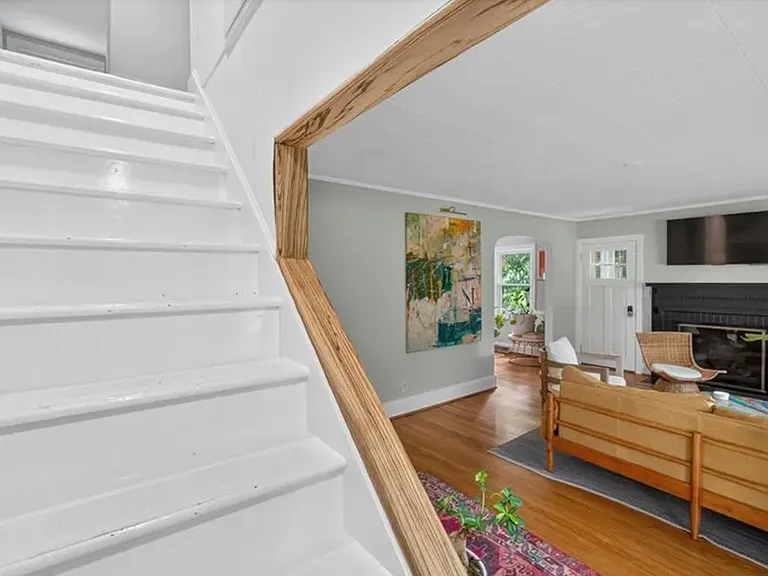 116 Sunset Dr — Photo 8