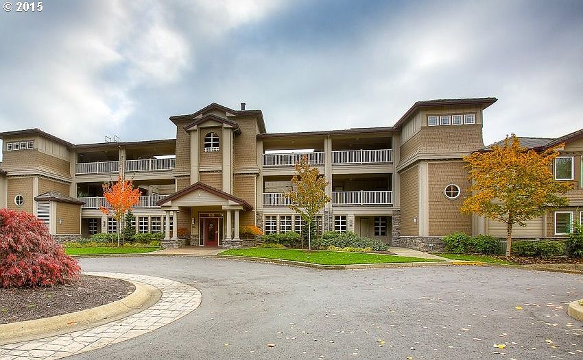 1st image of 5525 SE Scenic Ln Unit 101