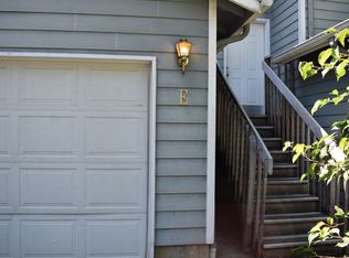 2020 S 7th St APT E, Lebanon, OR 97355